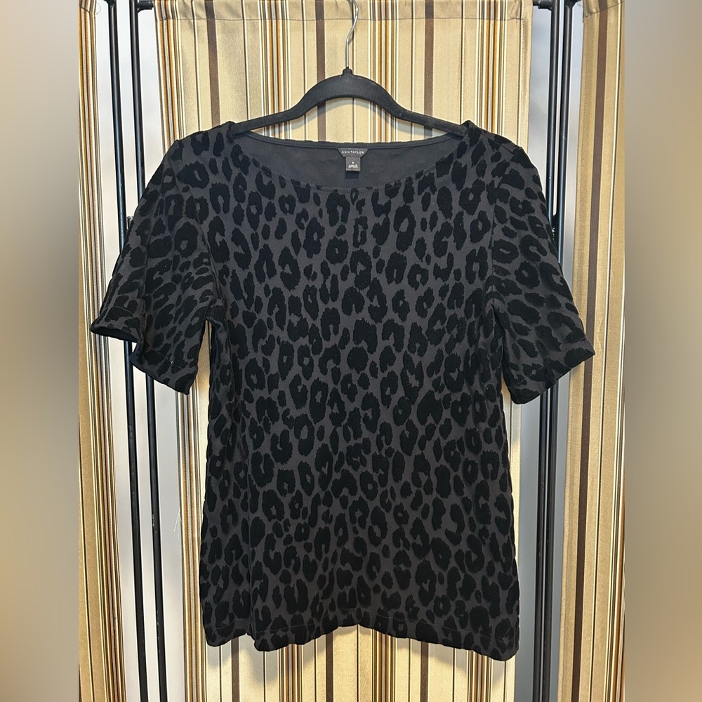 Animal print velvet top